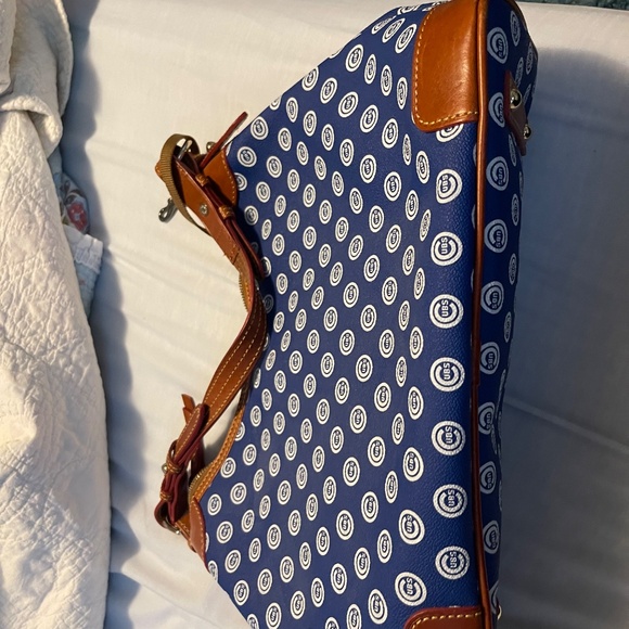 Dooney and Bourke Chicago Cubs purse, wallet and small cosmetic bag - Picture 5 of 11